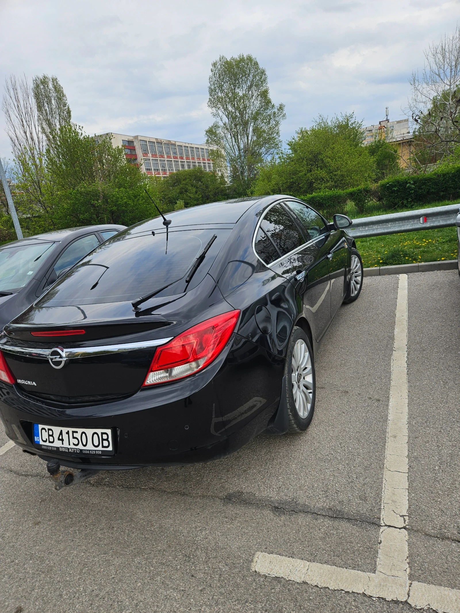 Opel Insignia 1.8 ГАЗ, снимка 7 - Автомобили и джипове - 55082824
