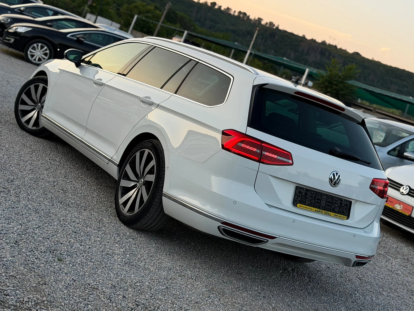 VW Passat 2.0TDI 240кс DSG ОБДУХВАНЕ МАСАЖ DYNAUDIO FULL , снимка 4 - Автомобили и джипове - 55105728