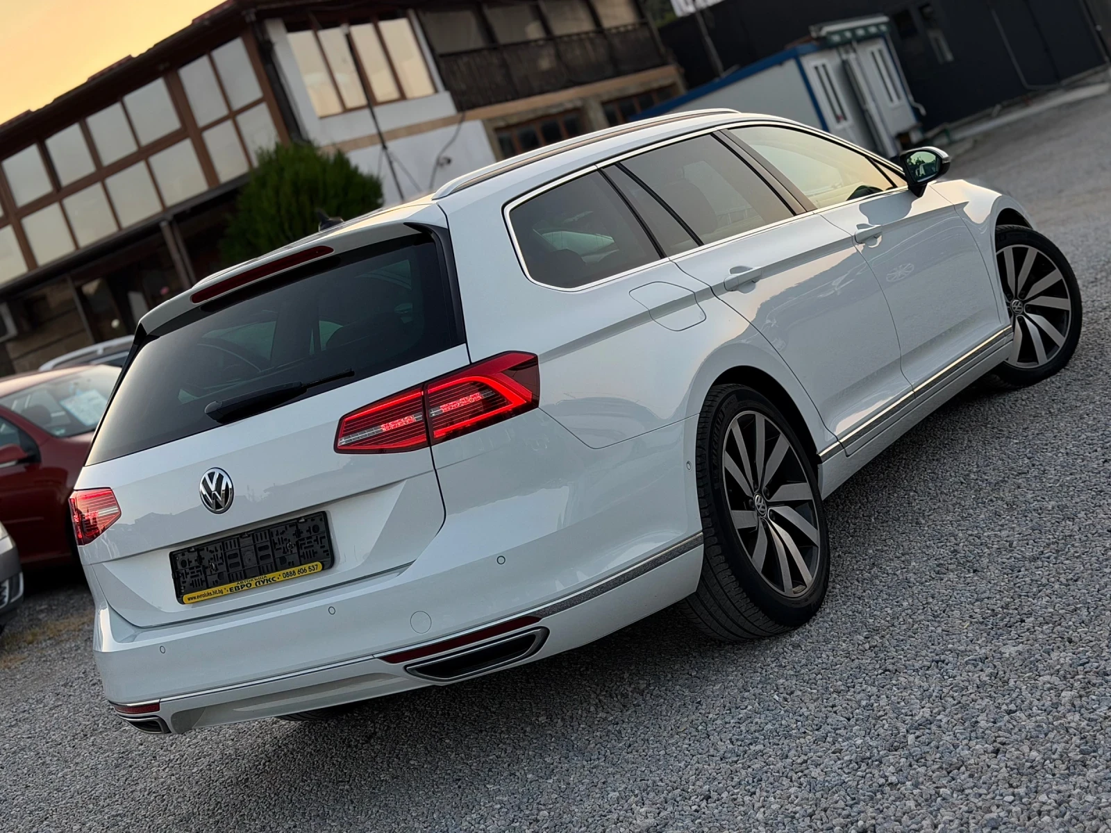 VW Passat 2.0TDI 240кс DSG ОБДУХВАНЕ МАСАЖ DYNAUDIO FULL , снимка 6 - Автомобили и джипове - 55105728