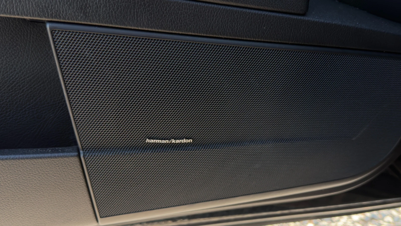 Mercedes-Benz S 500 4.7* V8 Bi-turbo* 435 к.с* 4-Matic* CAMERA-NAVI* , снимка 15 - Автомобили и джипове - 55178222
