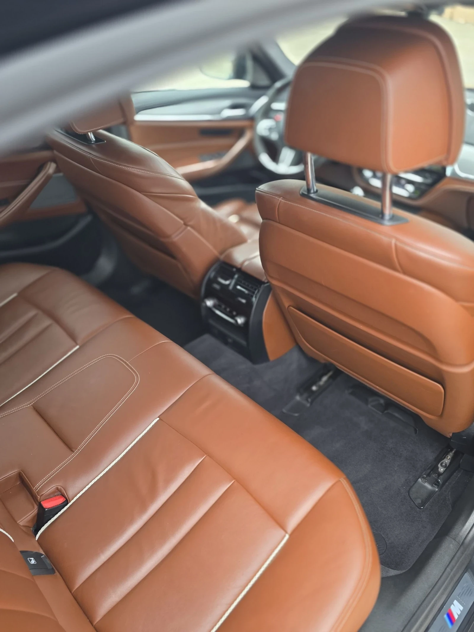 BMW 550 550i M performance xDrive , снимка 16 - Автомобили и джипове - 55215188
