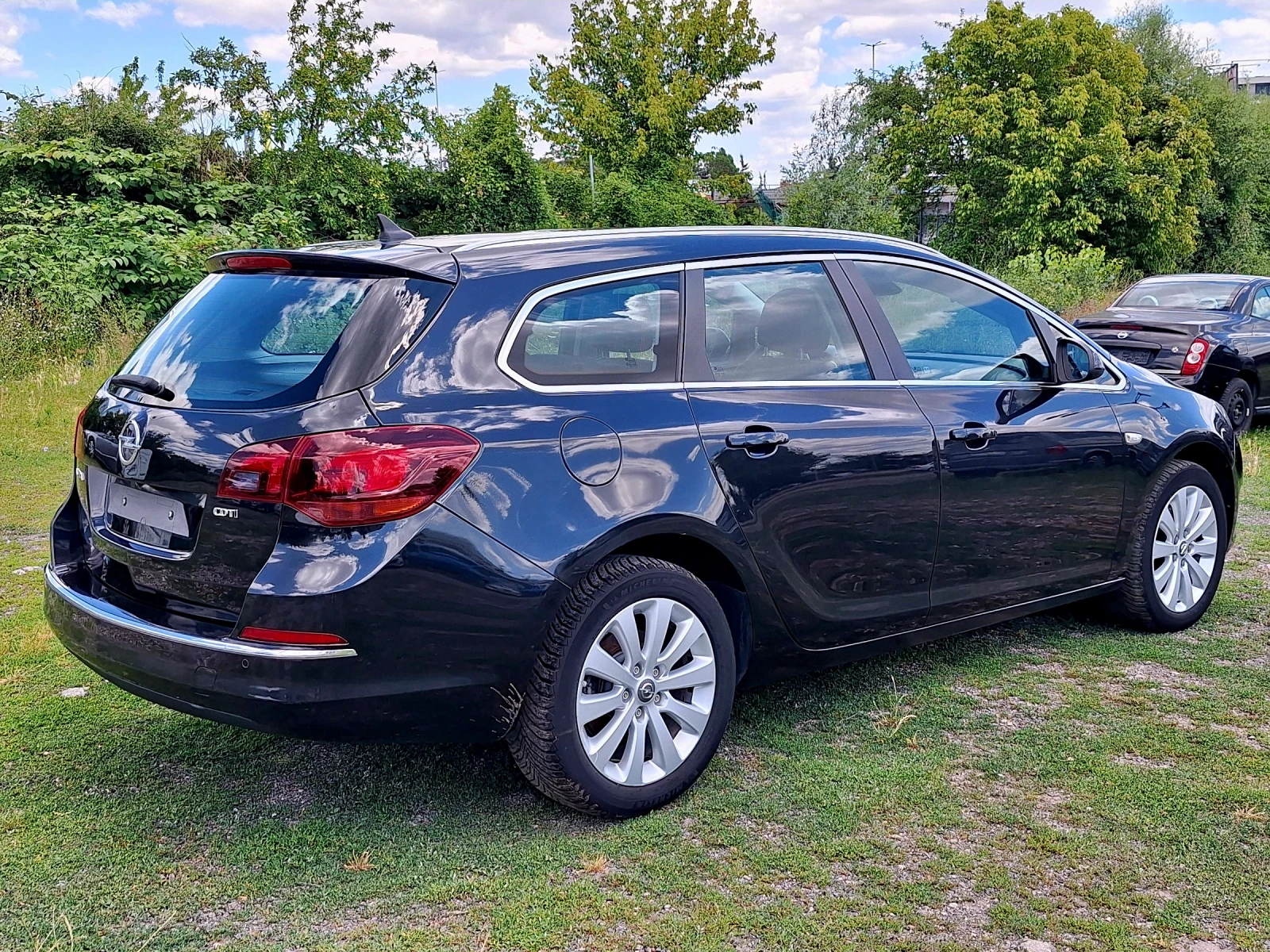 Opel Astra 1.6CDTI* Sports Touerer* Euro 6, снимка 4 - Автомобили и джипове - 55266697