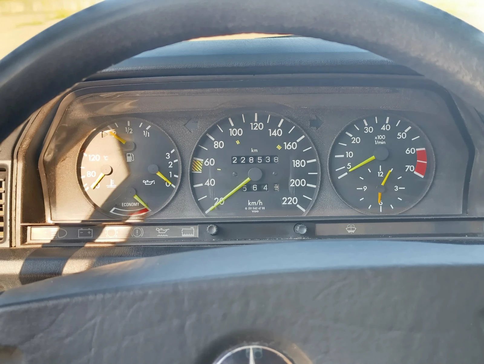Mercedes-Benz 190, снимка 11 - Автомобили и джипове - 55515885