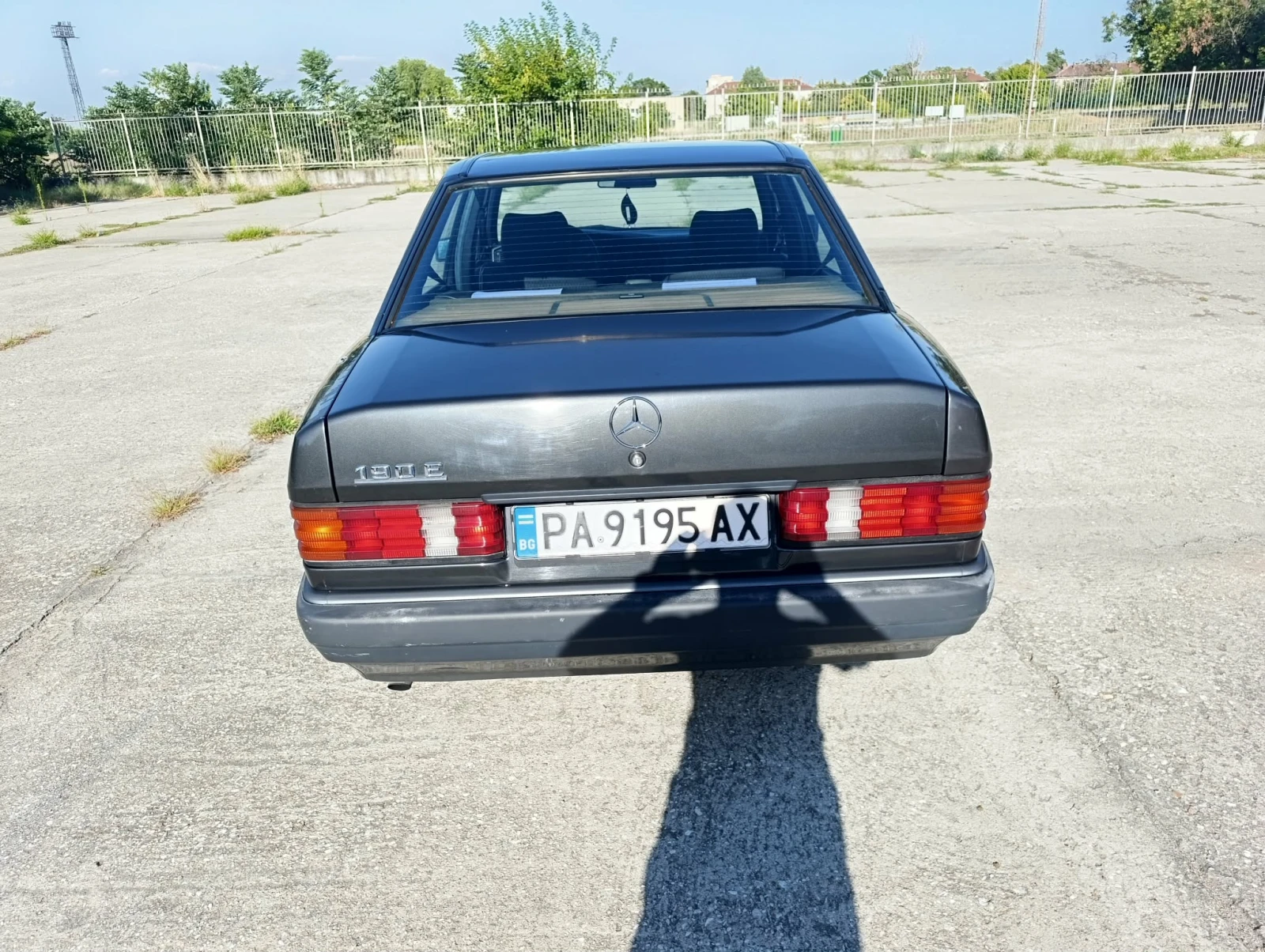 Mercedes-Benz 190, снимка 10 - Автомобили и джипове - 55515885