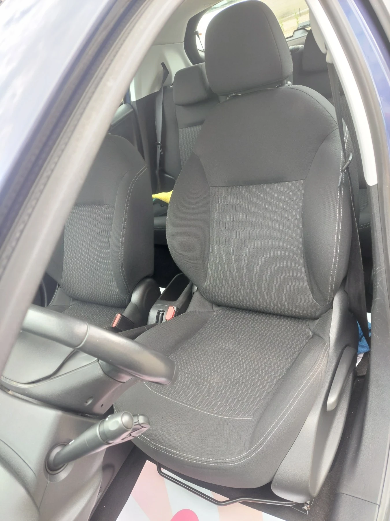 Peugeot 208, снимка 10 - Автомобили и джипове - 55666127