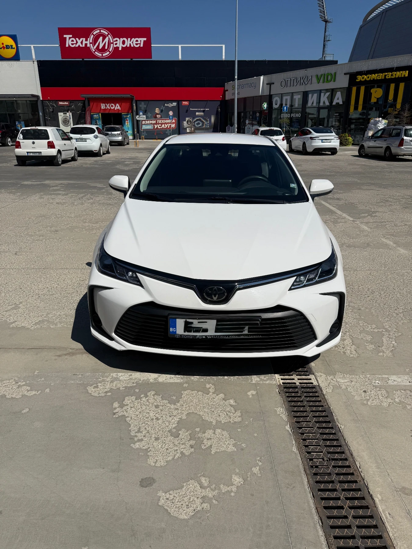 Toyota Corolla 1.5 M6/T гаранция до 2032г.
