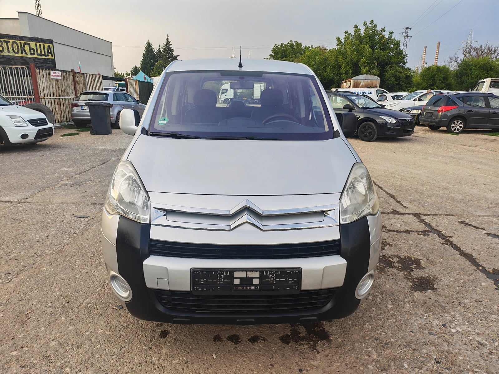 Citroen Berlingo 1.6i-MULTISPACE, снимка 2 - Автомобили и джипове - 55838500