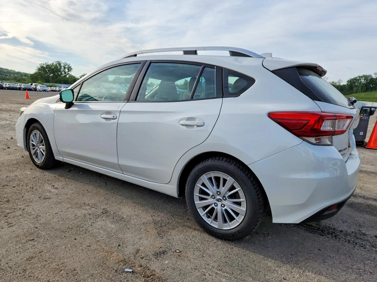 Subaru Impreza 2.0l Premium, снимка 2 - Автомобили и джипове - 56145148