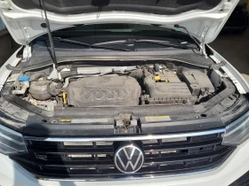 VW Tiguan / R LINE BLACK EDITION / ОПЦИЯ ЗА ФИНАНСИРАНЕ, снимка 17