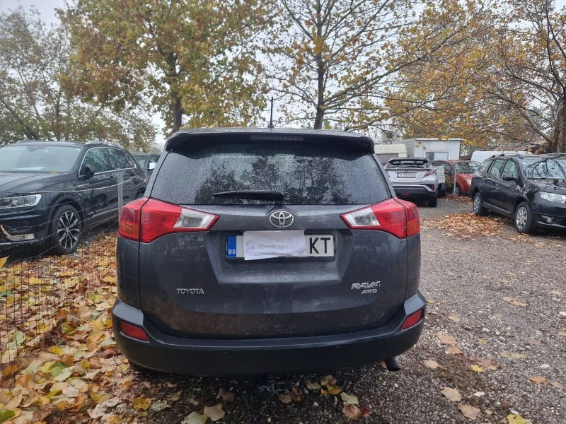 Toyota Rav4 2.2D4D, снимка 17 - Автомобили и джипове - 46305020