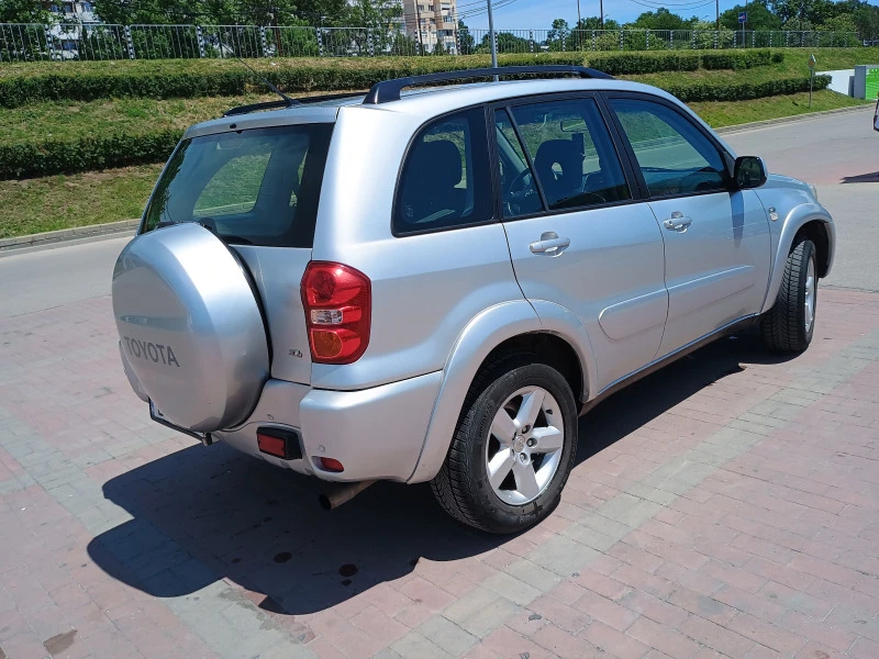 Toyota Rav4 Д4Д, снимка 2 - Автомобили и джипове - 46483211