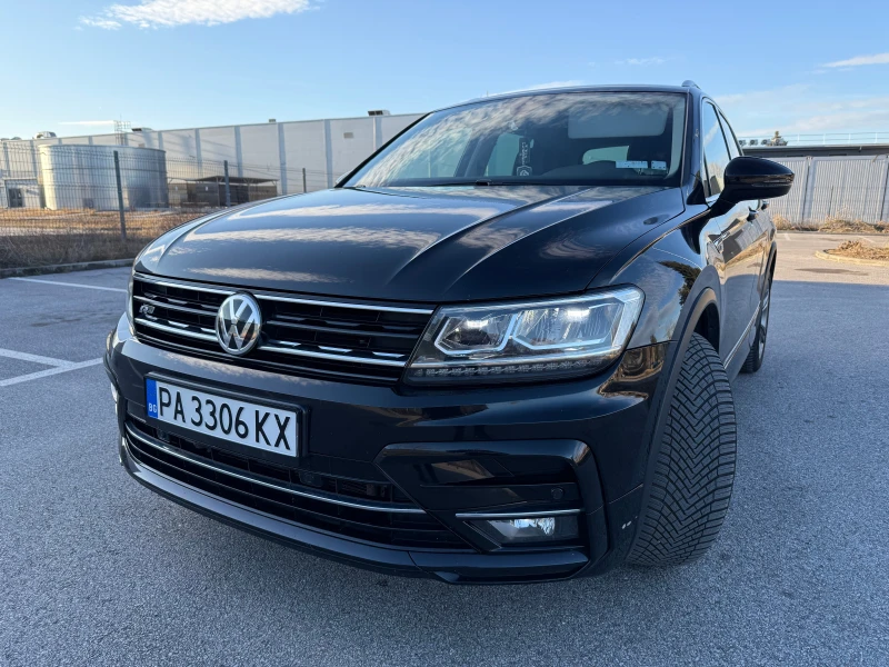 VW Tiguan R-Line 4x4, Digital, LED, Кожа, снимка 2 - Автомобили и джипове - 48502855