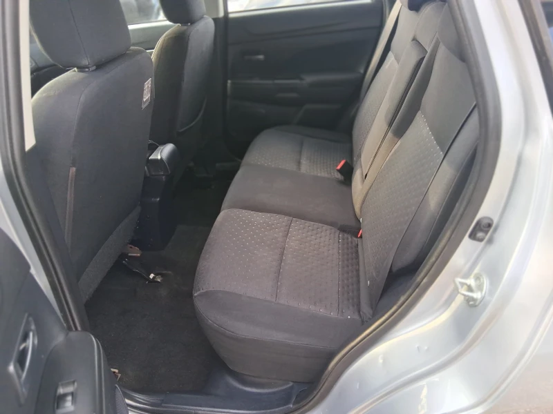 Mitsubishi ASX 1.6 бензин , снимка 13 - Автомобили и джипове - 51422585