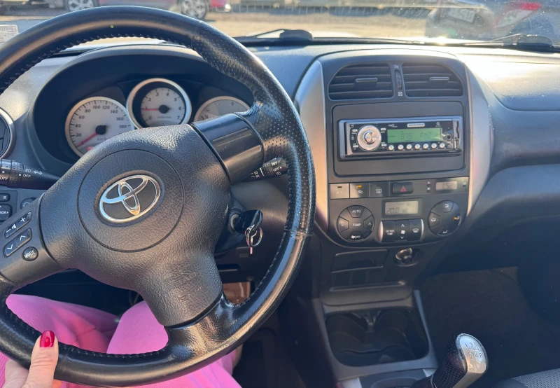 Toyota Rav4 D4D, снимка 3 - Автомобили и джипове - 52839083