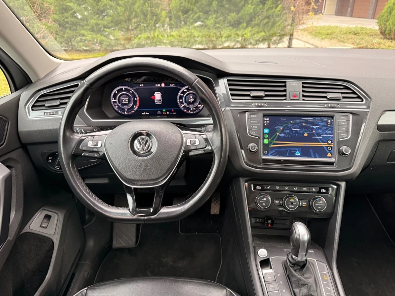 VW Tiguan 4Motion/LED/Pano/KeyGO/360/Assist, снимка 9 - Автомобили и джипове - 53251375
