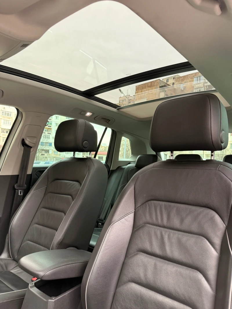 VW Tiguan 4Motion/LED/Pano/KeyGO/360/Assist, снимка 11 - Автомобили и джипове - 53251375