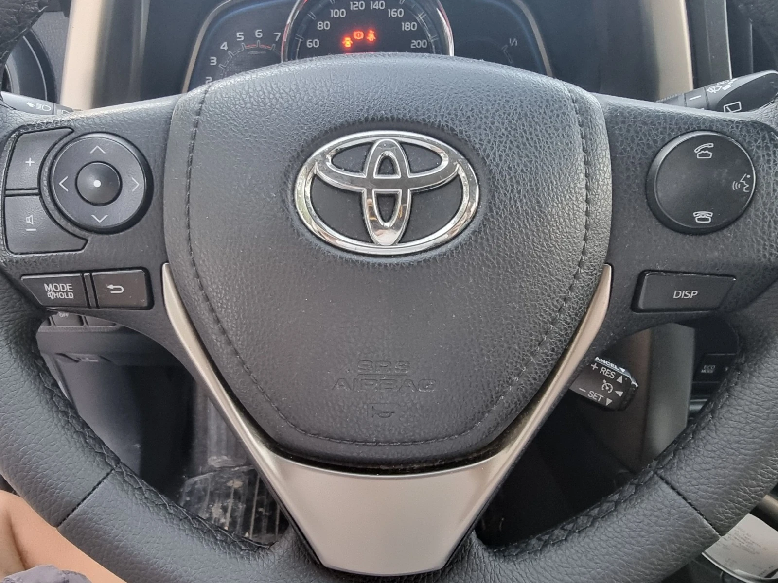 Toyota Rav4 2.2D4D - изображение 9