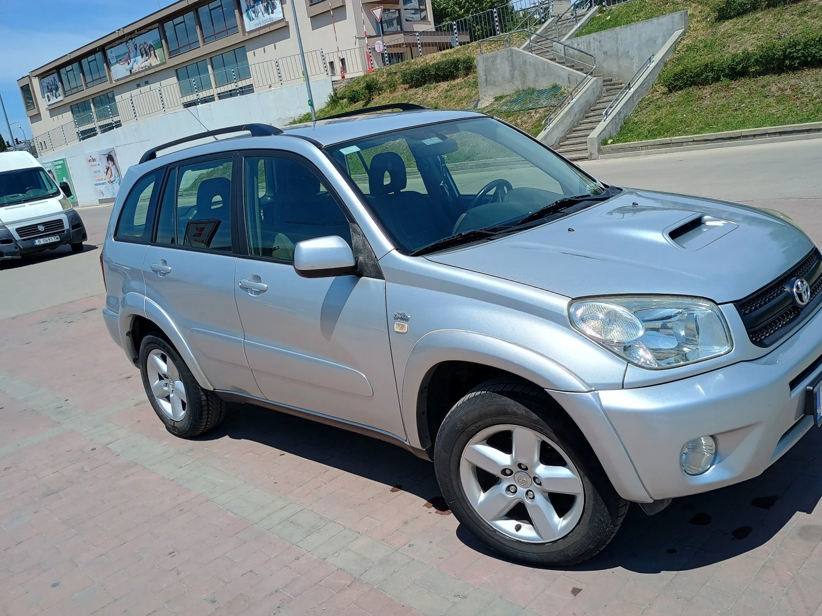 Toyota Rav4 Д4Д - изображение 7