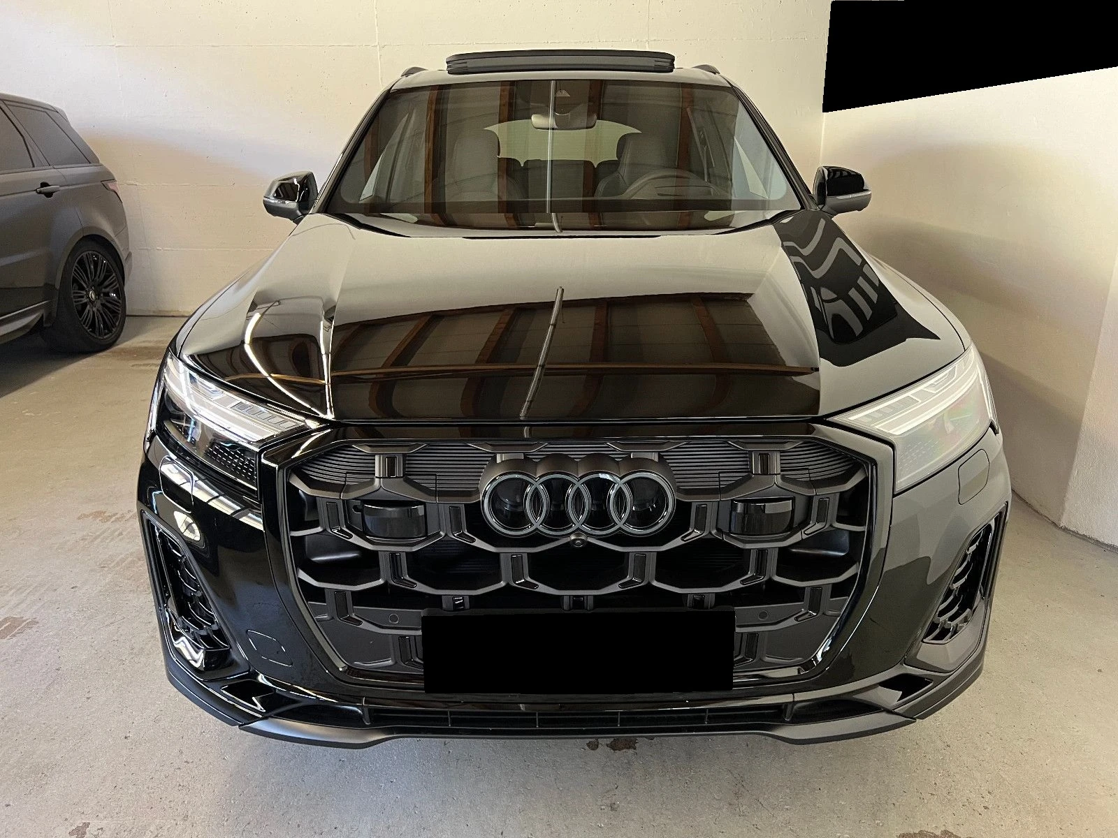 Audi SQ7 * FACELIFT* TFSI* 6+ 1* PANO* DISTR* CARBON* LASER - изображение 2