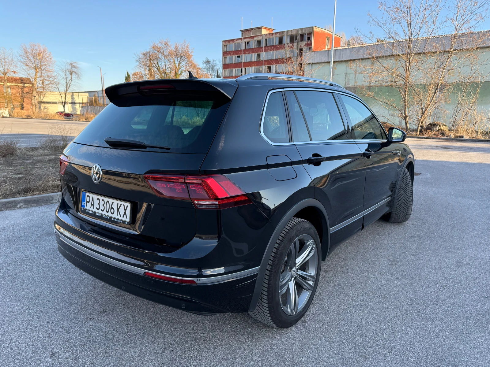 VW Tiguan R-Line 4x4, Digital, LED, Кожа - изображение 5