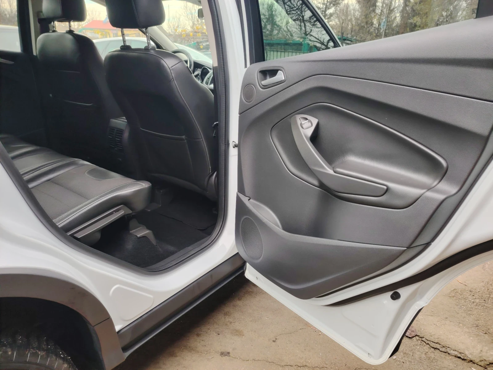 Ford Kuga 2.0 - изображение 6