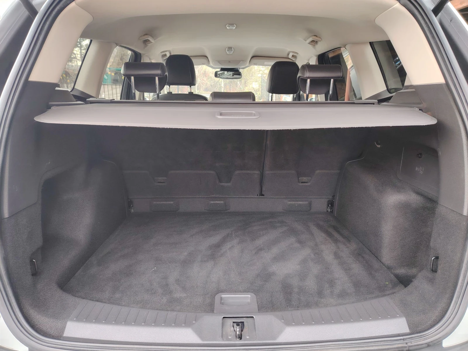 Ford Kuga 2.0 - изображение 7