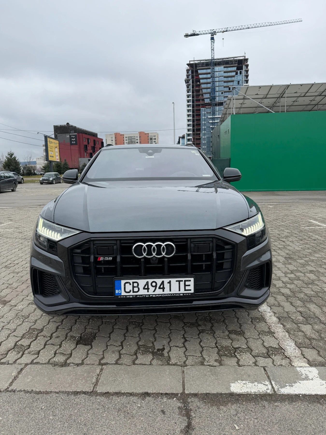 Audi SQ8, снимка 2 - Автомобили и джипове - 53510311