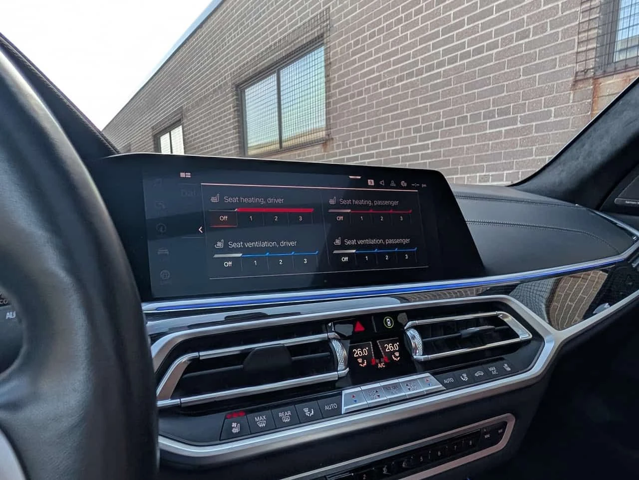 BMW X7 50I* ЛАЗЕРИ* ДИСТРОНИК* ОБДУХВАНЕ* H/K* PANO* , снимка 12 - Автомобили и джипове - 54185733