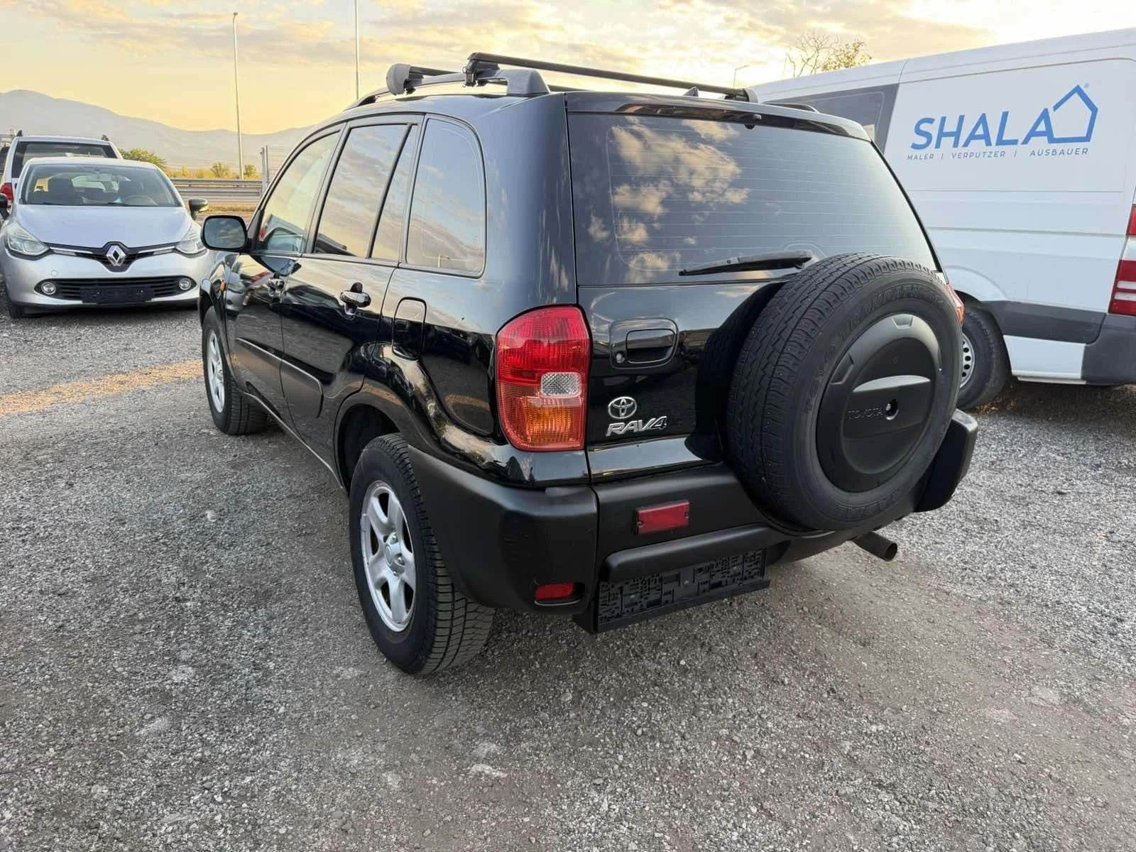 Toyota Rav4, снимка 4 - Автомобили и джипове - 54240612