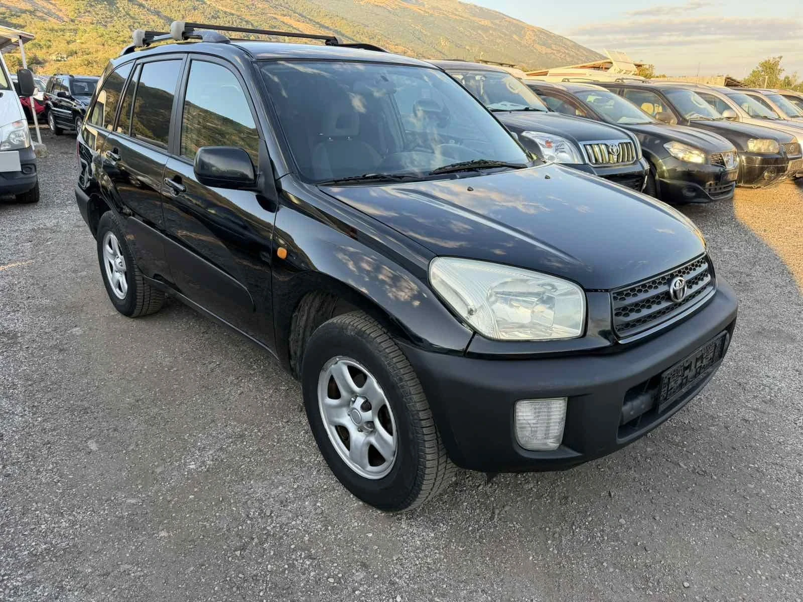 Toyota Rav4, снимка 3 - Автомобили и джипове - 54240612