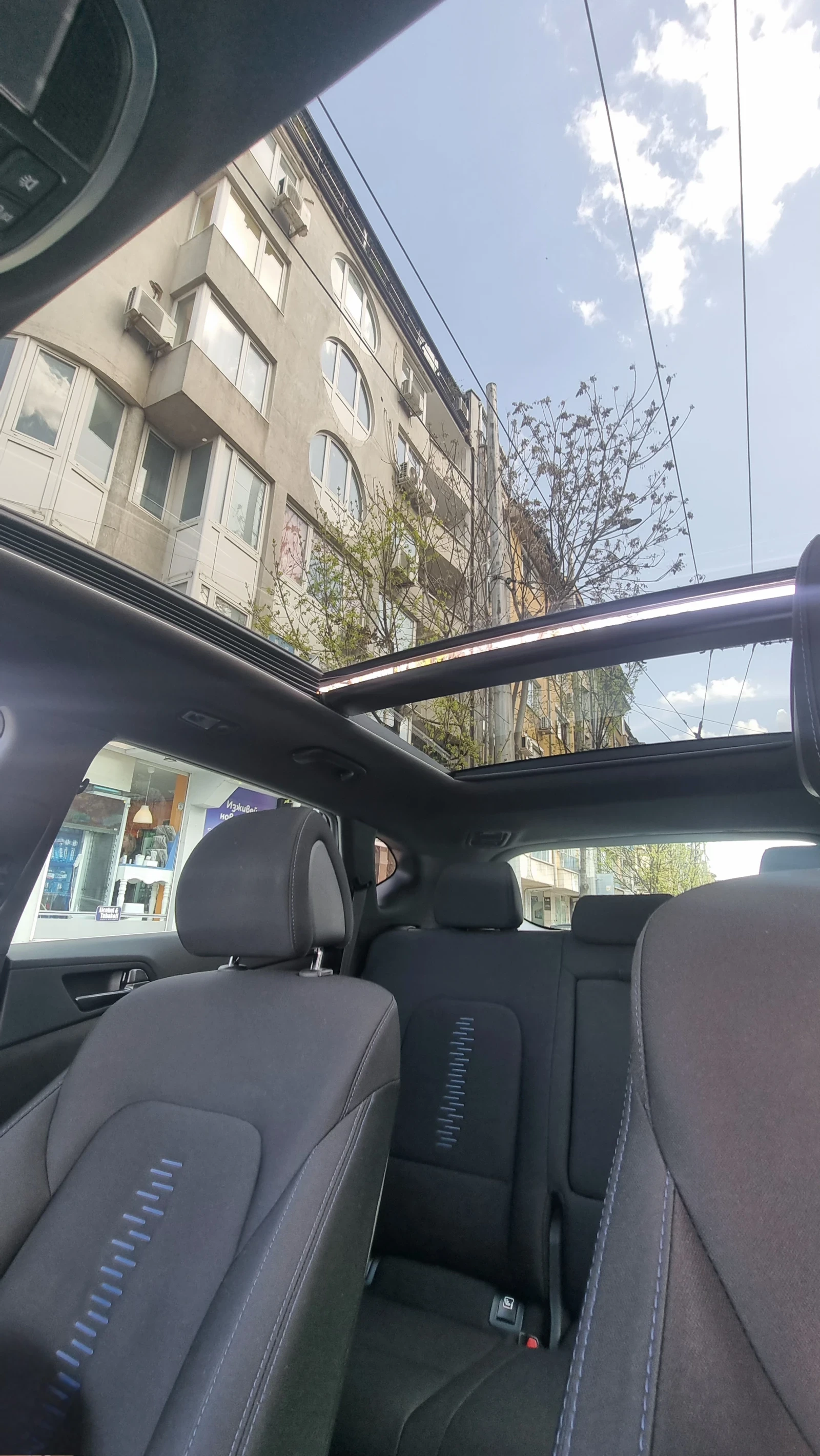 Hyundai Tucson, снимка 3 - Автомобили и джипове - 54233045