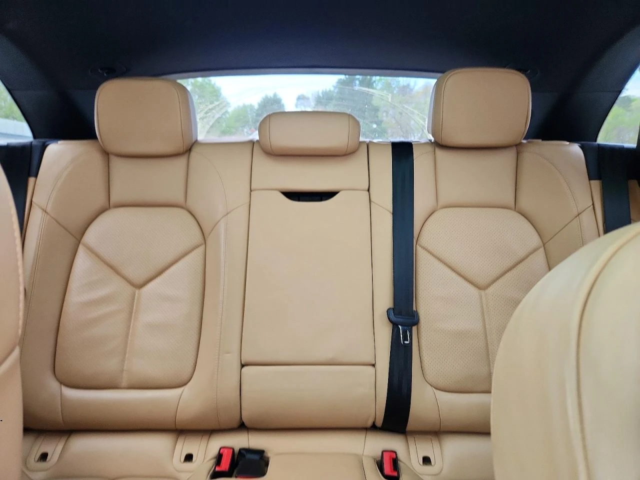 Porsche Macan 2.0l, снимка 10 - Автомобили и джипове - 54416074