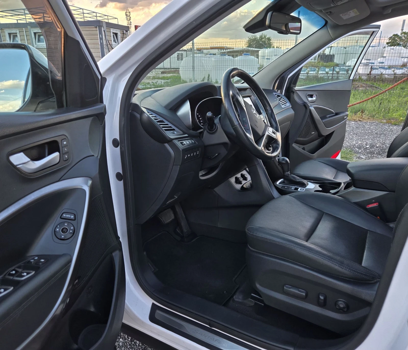 Hyundai Santa fe FULL 2.2CRDI 4WD ПЕЧКА  КАМЕРИ 360, снимка 9 - Автомобили и джипове - 54919086