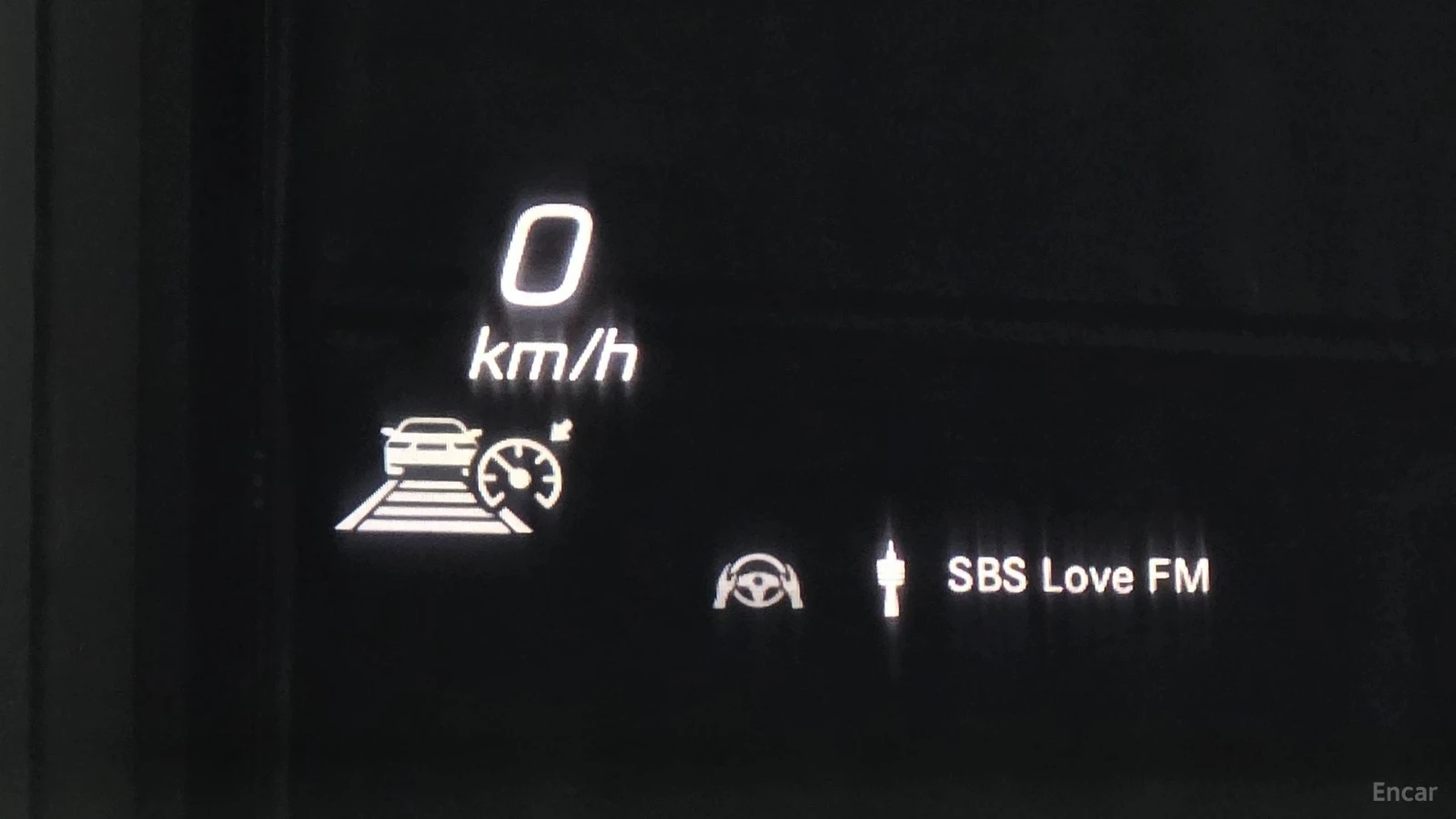 Mercedes-Benz GLE 400 BURMESTER| AIRMATIC| DISTRO| HUD| 360, снимка 14 - Автомобили и джипове - 56135663