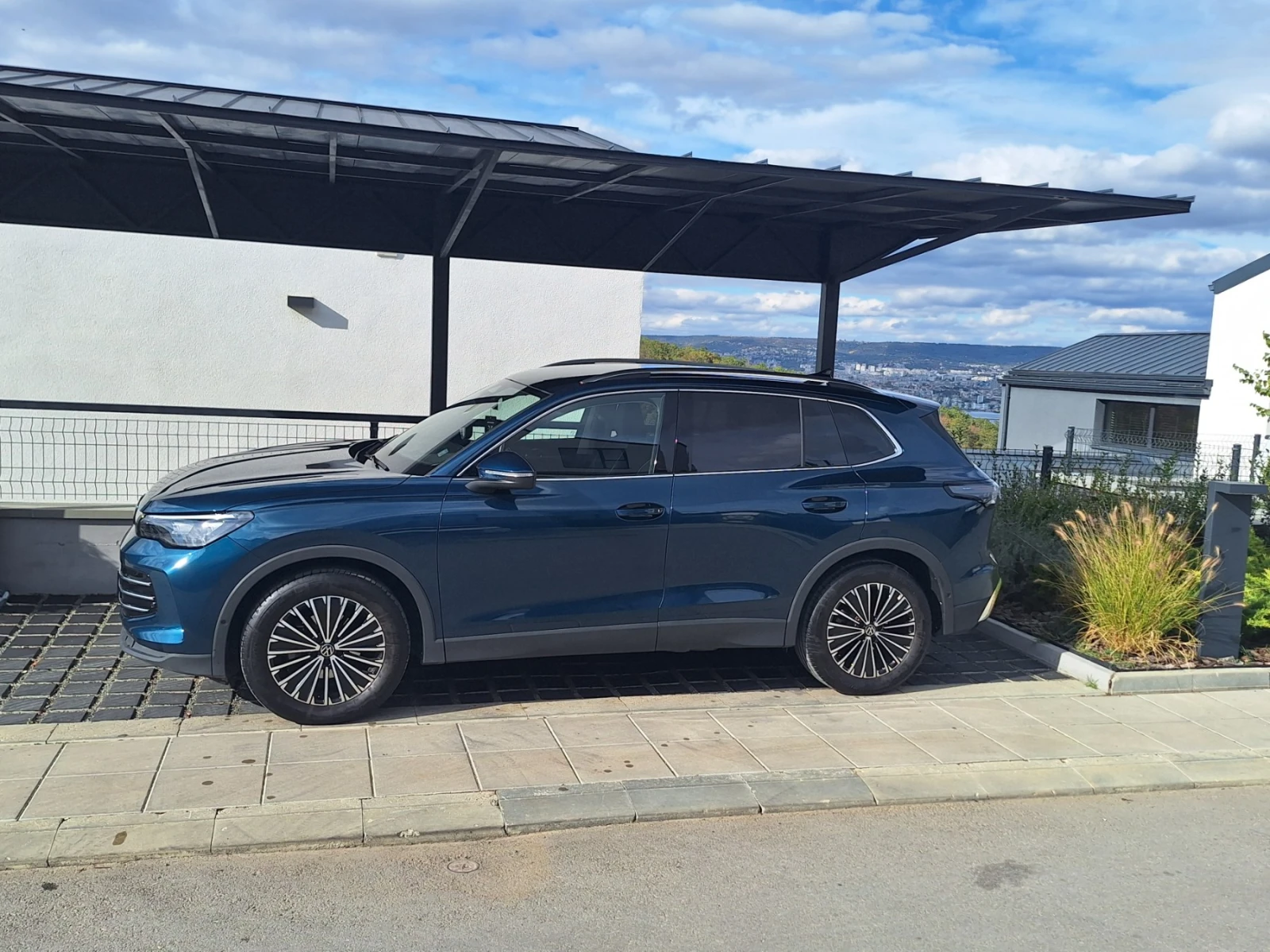 VW Tiguan ����� ����������* �����*  | Mobile.bg � ����������� 4