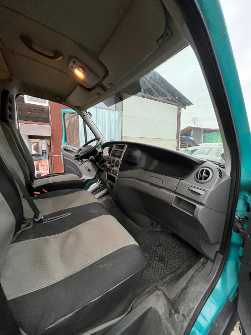 Iveco Daily 35s11, снимка 7 - Бусове и автобуси - 48934057