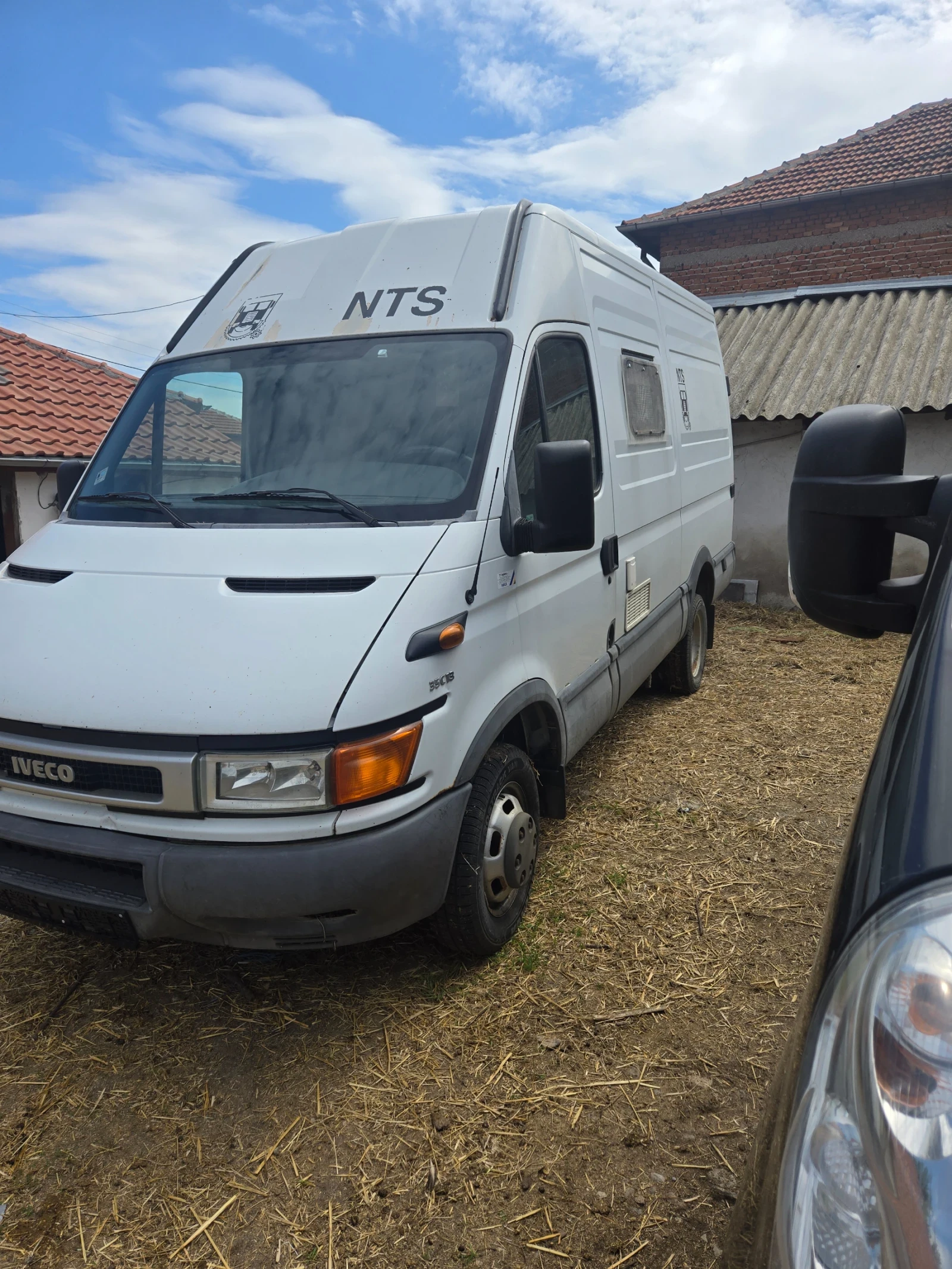 Iveco Daily 2, 8 50с13 с Б категориия М1, снимка 6 - Бусове и автобуси - 54483396