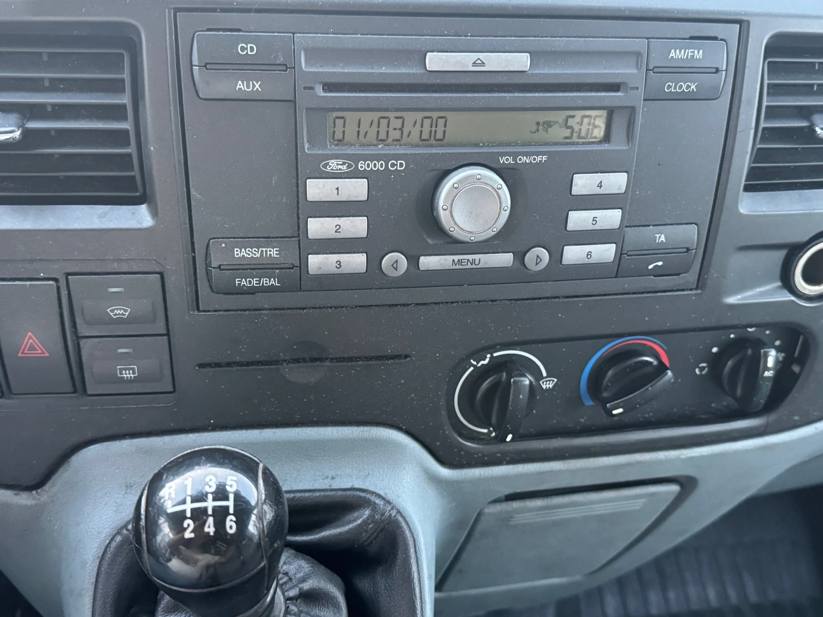 Ford Transit 9 места* Климатик* Maxi База, снимка 8 - Бусове и автобуси - 54635890