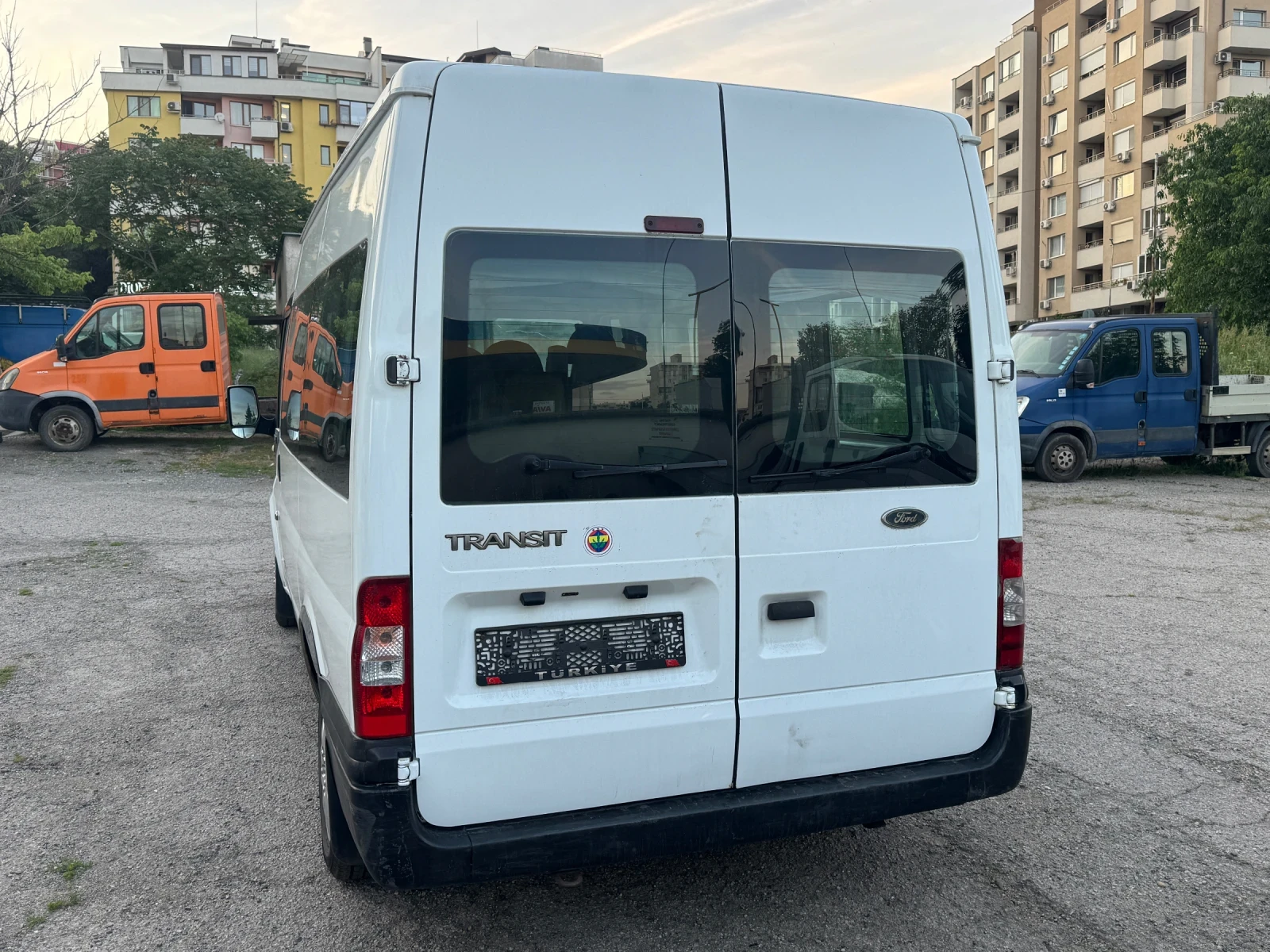 Ford Transit 9 места* Климатик* Maxi База, снимка 5 - Бусове и автобуси - 54635890