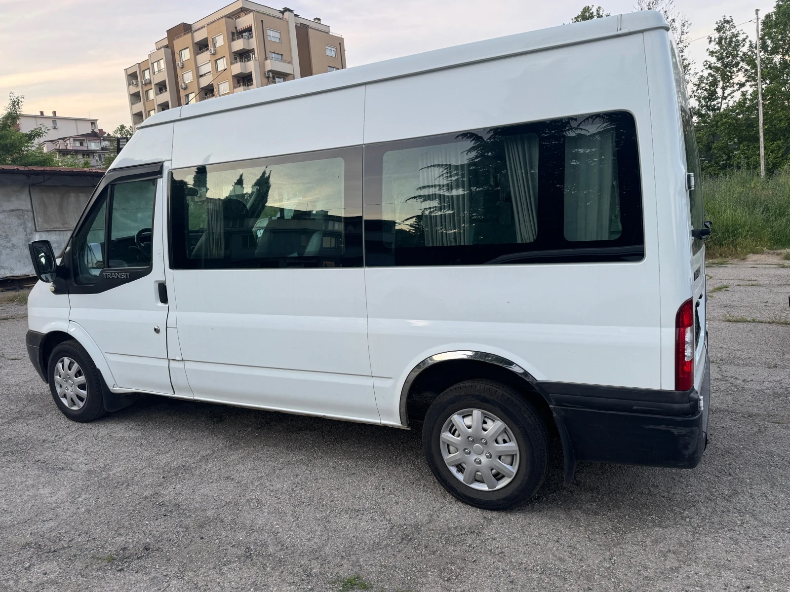 Ford Transit 9 места* Климатик* Maxi База, снимка 6 - Бусове и автобуси - 54635890