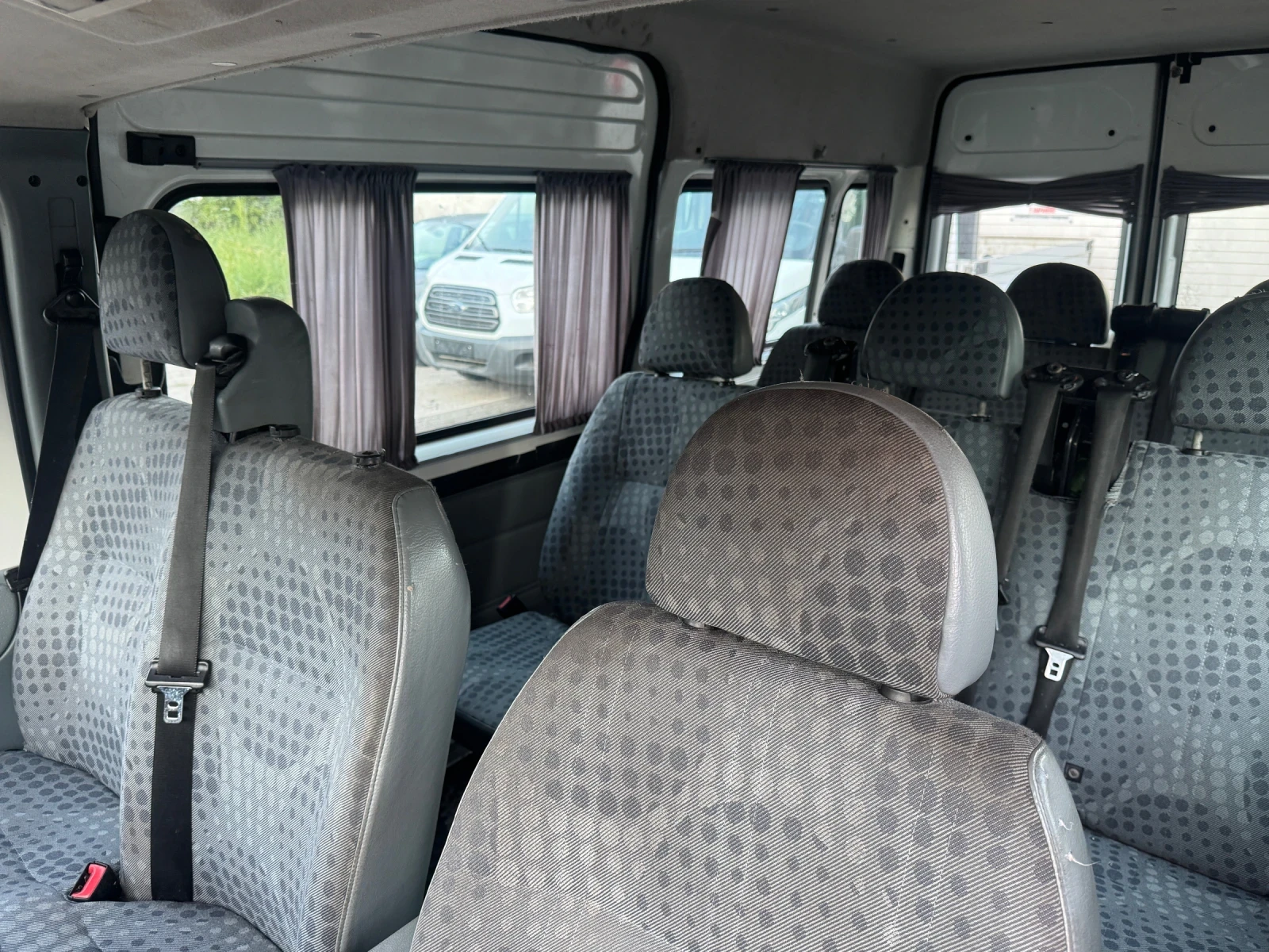 Ford Transit 9 места* Климатик* Maxi База, снимка 11 - Бусове и автобуси - 54635890