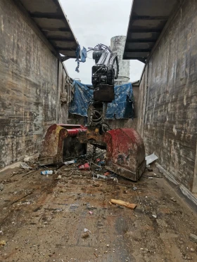 Volvo Fm 7 Самосвал 37м3 с кран, снимка 4