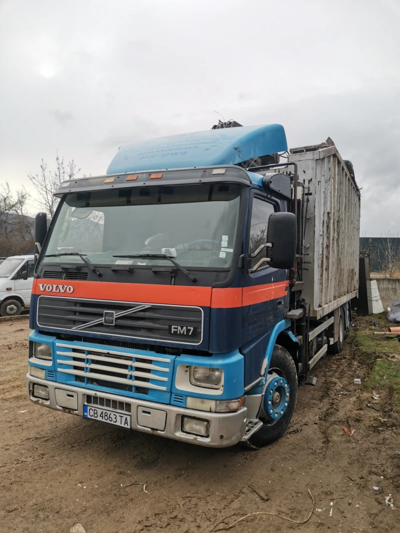 Volvo Fm 7 Самосвал 37м3 с кран, снимка 2 - Камиони - 53025586