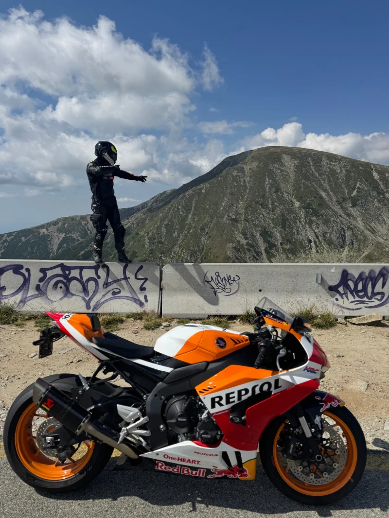 Honda Cbr RR-R ST, снимка 2 - Мотоциклети и мототехника - 51857224