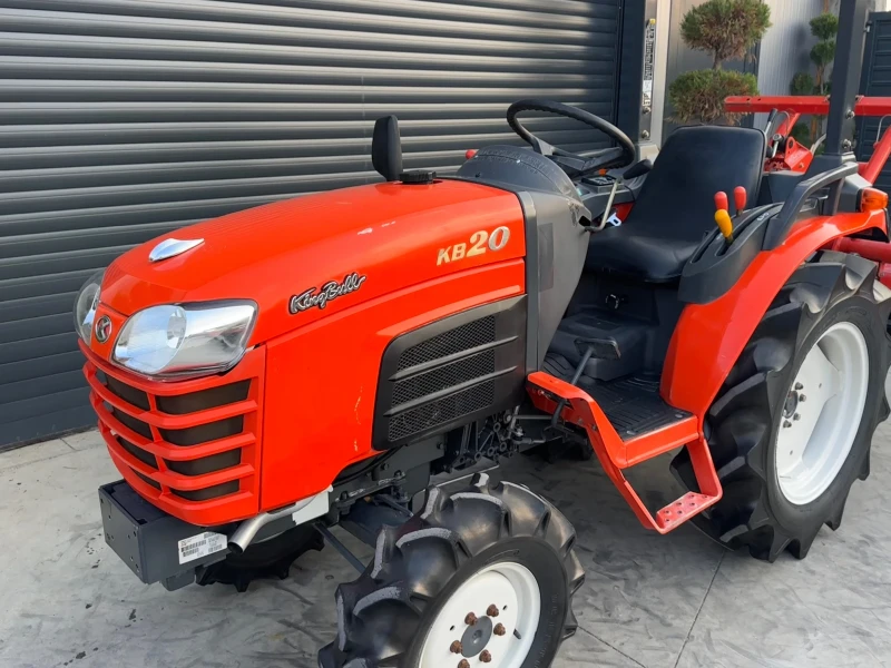 Трактор Kubota KB20, снимка 3 - Селскостопанска техника - 51290623