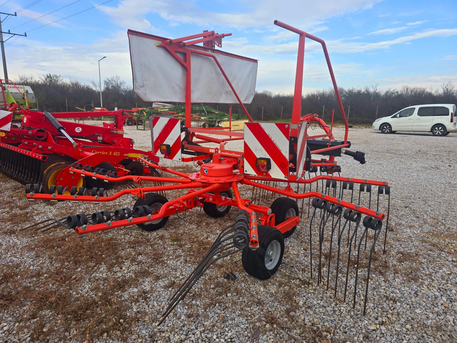 Сенообръщачка KUHN GA 3801 GM - изображение 10