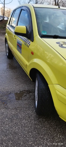 Ford Fusion Комби, снимка 6