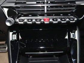 Peugeot 208 GT + , снимка 13