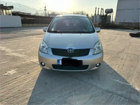  Toyota Corolla verso