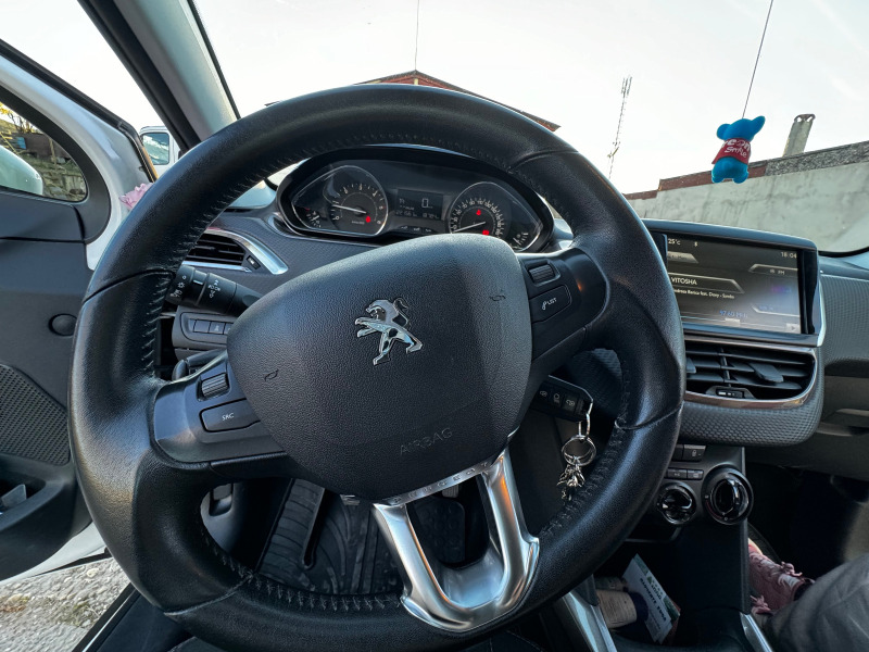 Peugeot 2008, снимка 5 - Автомобили и джипове - 45194365